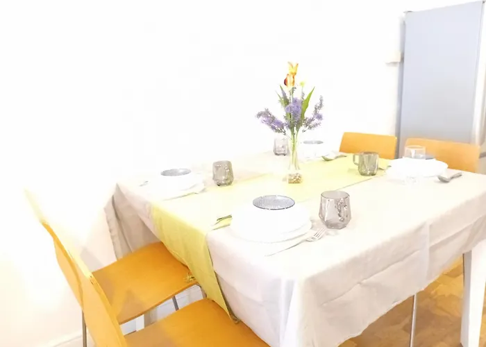 Holiday Home Bangkok Apartment